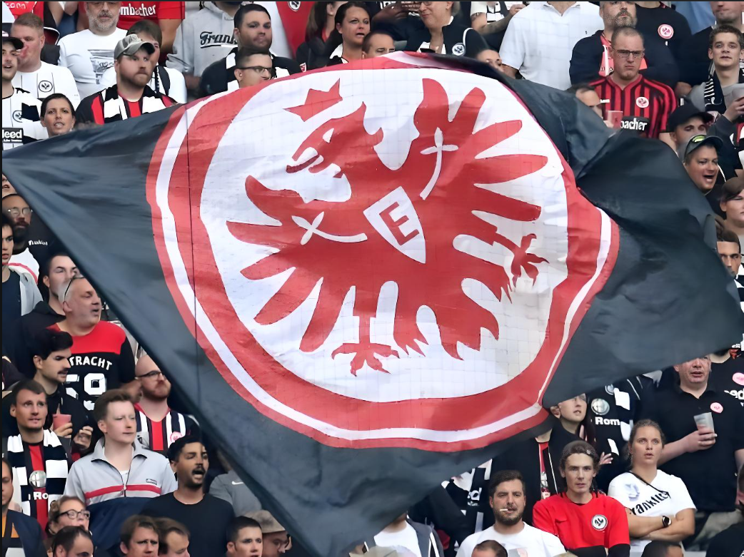 星空体育包含关键时刻国王杯焦点战，阿贾克斯主帅复盘，更衣室稳定，数据趋势出现新变化的词条