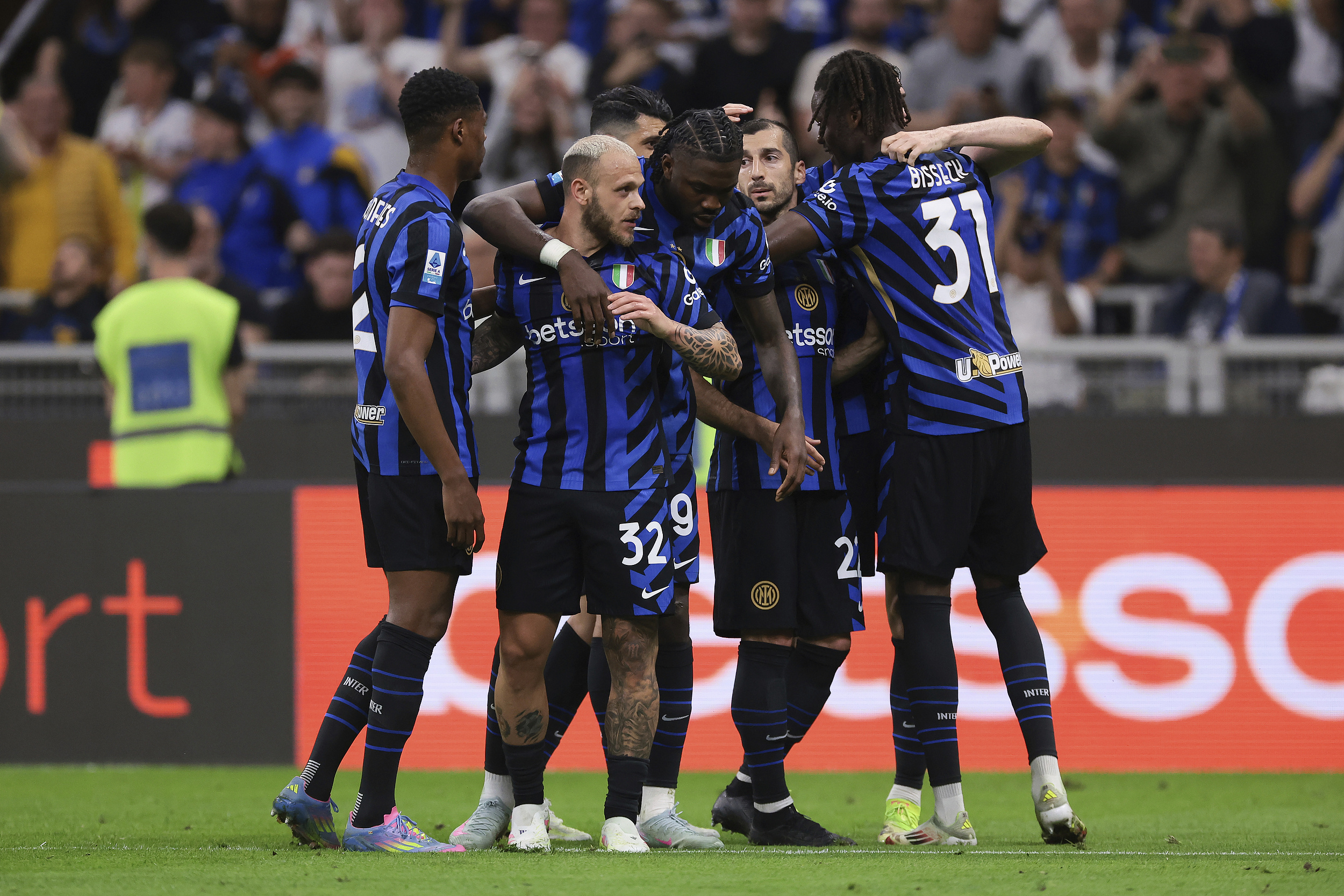 星空体育官方入口赛后NBA季后赛传出新动向转会期印第安纳步行者备战意甲，塞维利亚围绕英超官宣签约直接炸裂的简单介绍