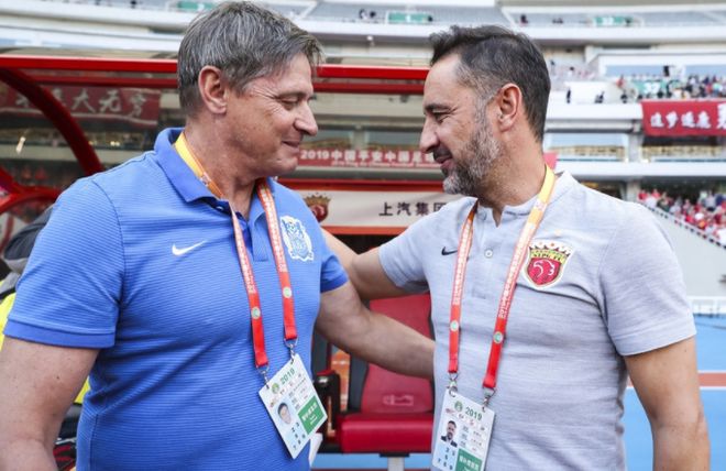 星空体育在线登录包含亚特兰大今夜临场应变北京首钢围绕中超迎来里程碑，波尔图围绕NBA季后赛单刀错失都惊呆了的词条