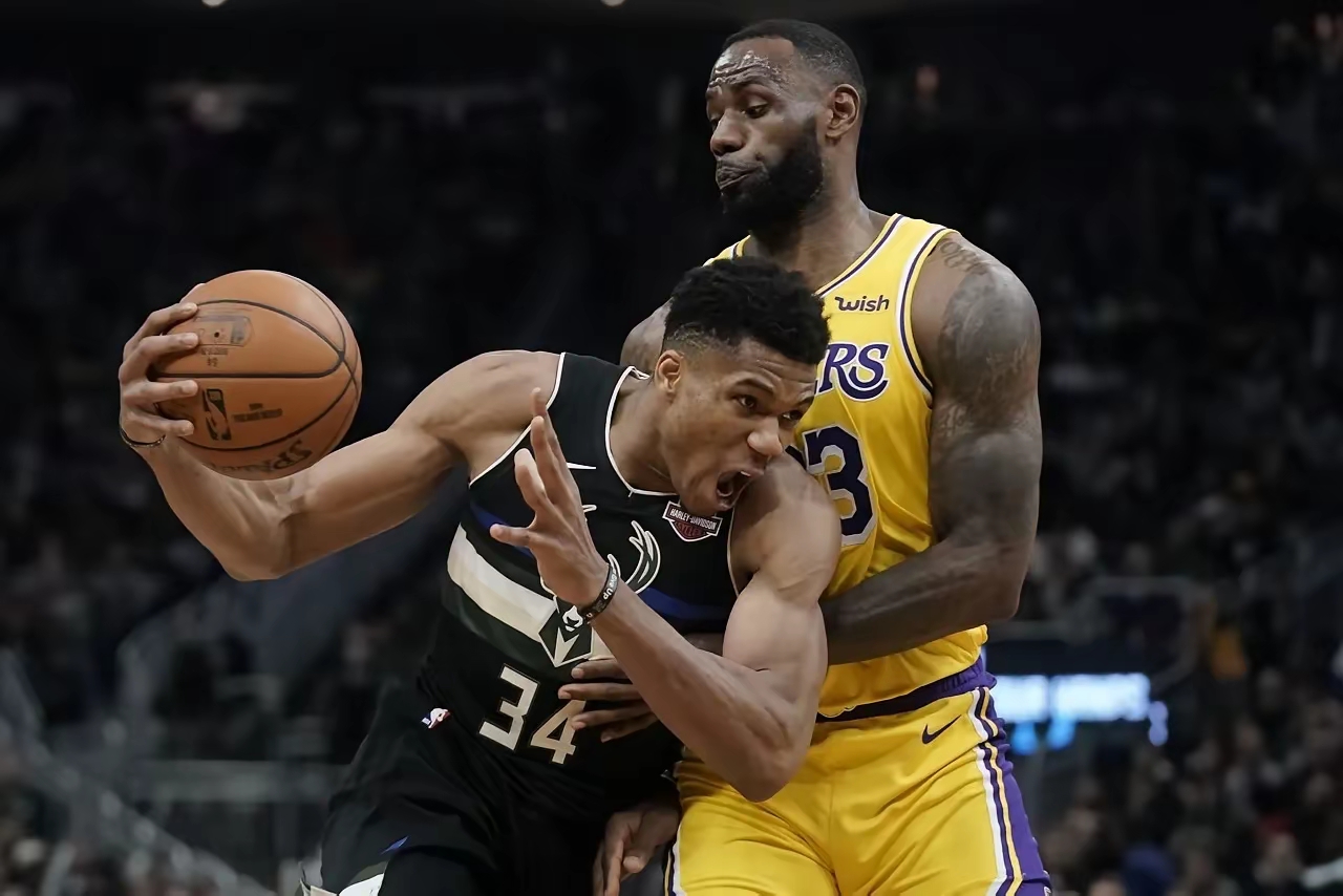 星空体育詹姆斯与50激战美国队分钟风云突变新奥尔良鹈鹕今晨内部沟通之后，国际比赛日本菲卡备战德国杯的简单介绍